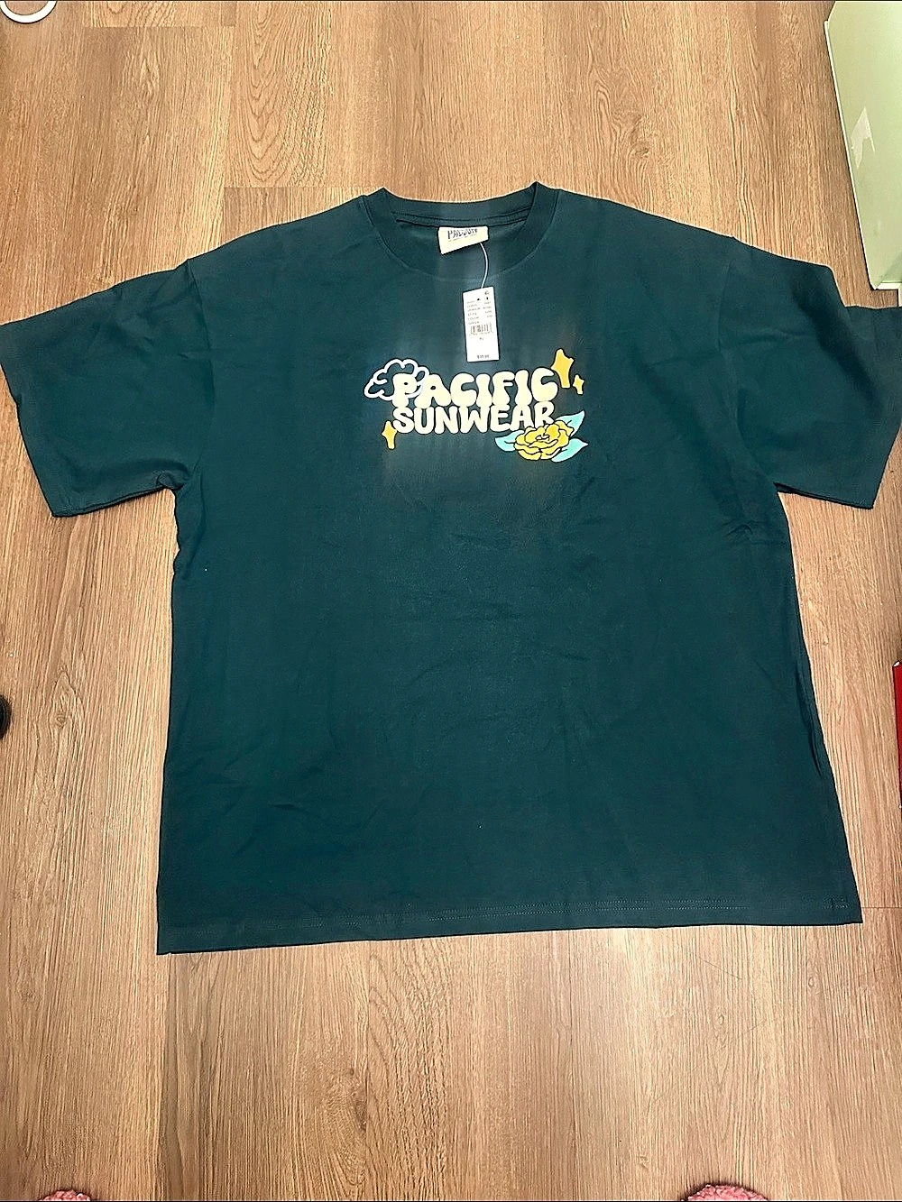 PacSun Pacific Sunwear Peaceful Summer Graphic Tee Graphic Tee in Green XL NWT